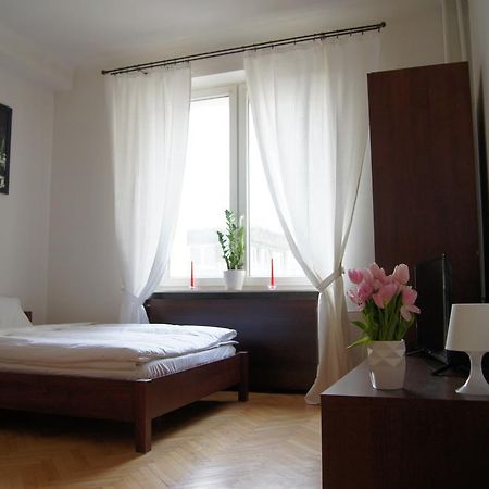 Krucza By Rental Apartments Warszawa Exteriör bild