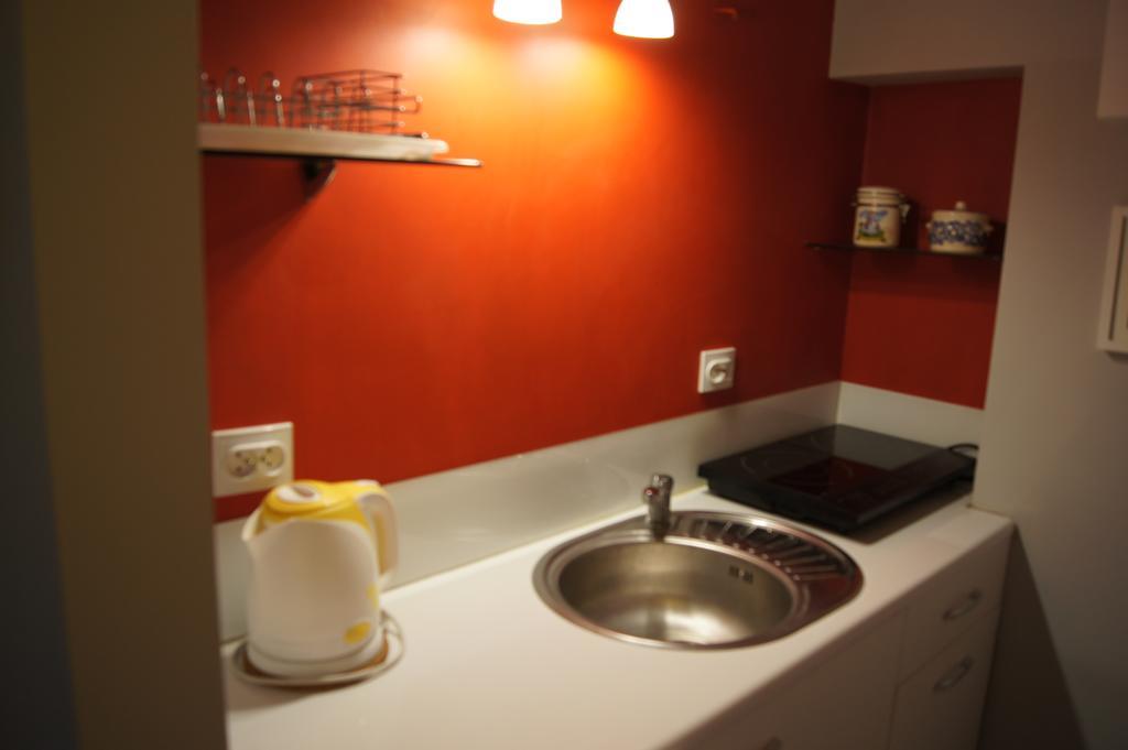 Krucza By Rental Apartments Warszawa Exteriör bild