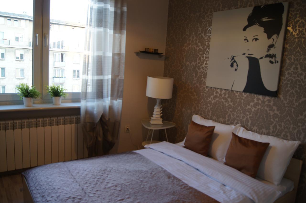 Krucza By Rental Apartments Warszawa Rum bild